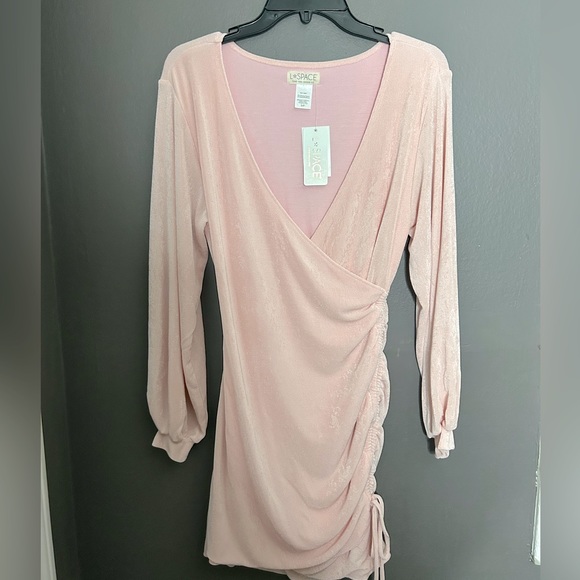 L*SPACE NWT LIGHT PINK LONG SLEEVES MINI DRESS SIDE RUCHING, STRETCH SZ: SMALL - Picture 2 of 9